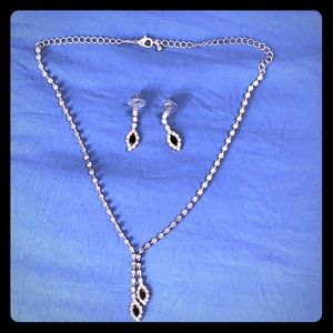 Necklace & Earring set